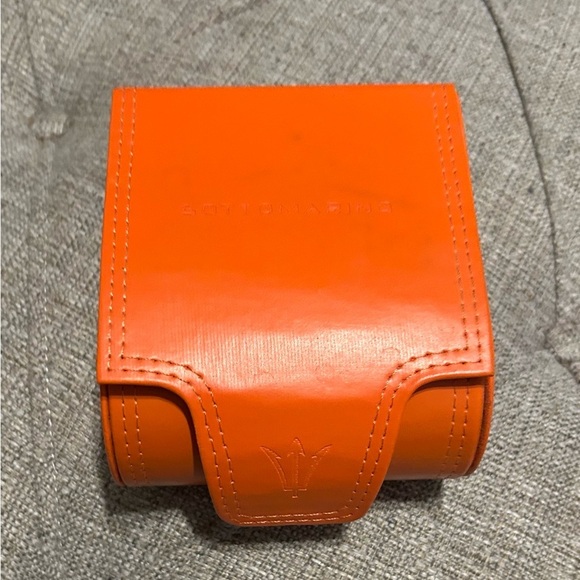 Sottomarino Mostro White and Gold Watch - Picture 3 of 4